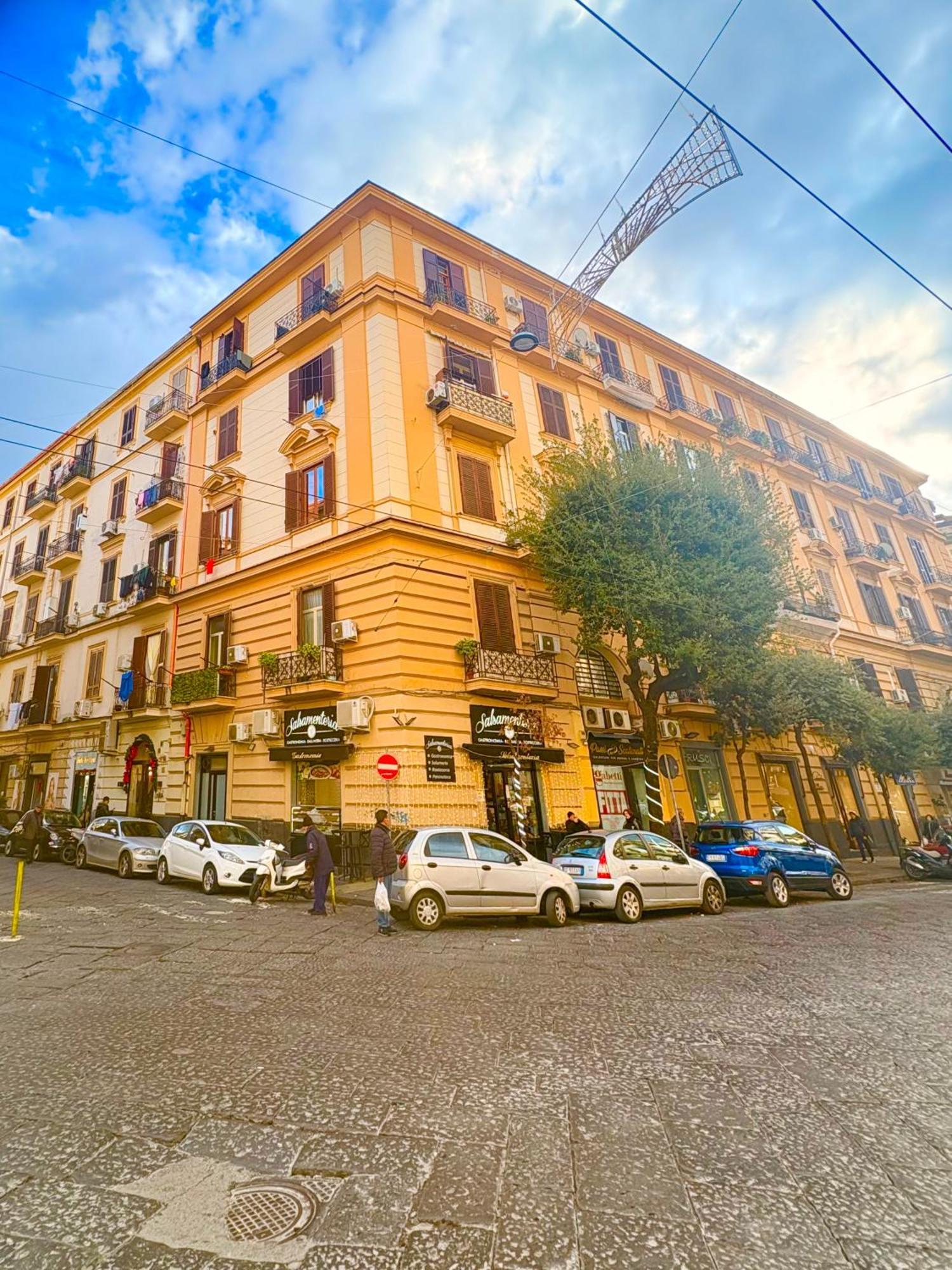 Home Piccini Napoli Bagian luar foto